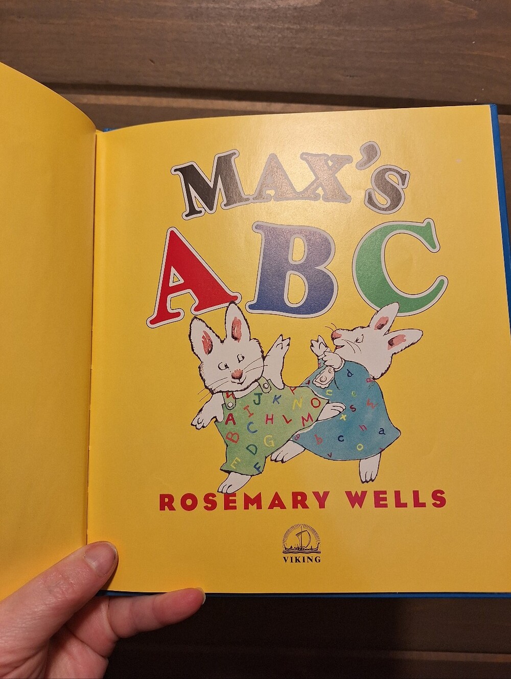 Max & Ruby Book - Picture 2 of 6